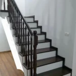 Scară interioară R14