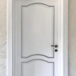 Ușă vopsită V13